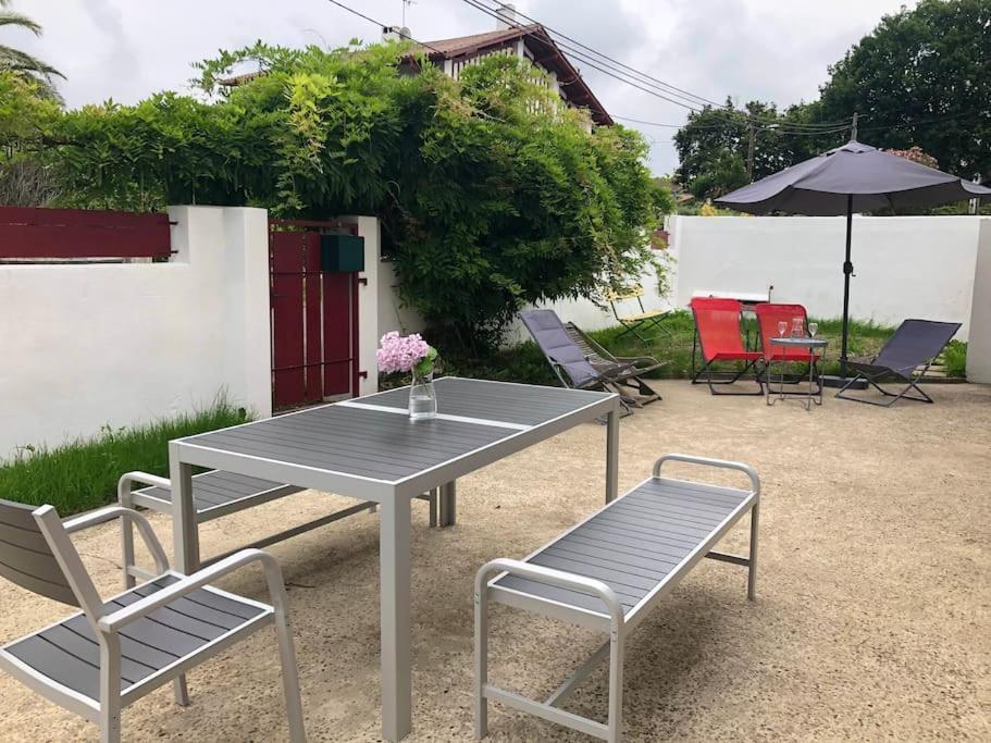 Charmante Maison Basque - 15Min A Pieds Des Plages - 6 Personnes Getaria Exterior foto